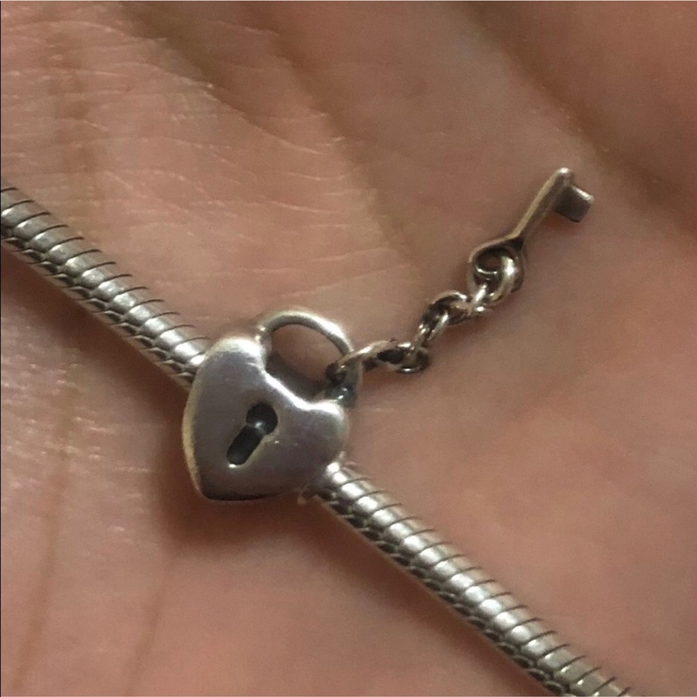 Pandora key to my heart charm